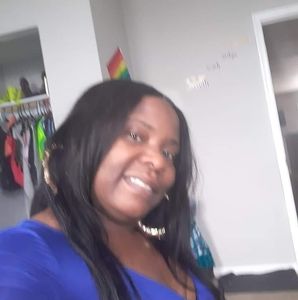 Meet your Posher, Vivian